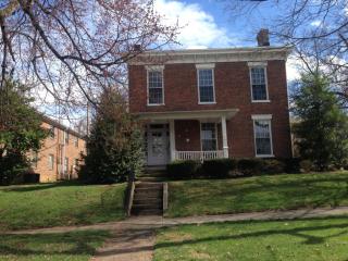 140 Elm St, Henderson KY  42420-3131 exterior