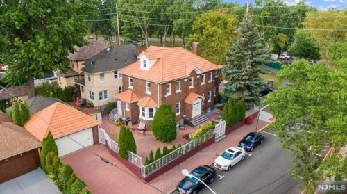 7815 Palisade Ave, North Bergen, NJ 07047-5526