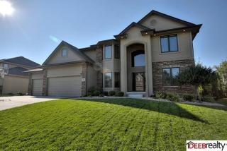 19511 Marcy St, Omaha, NE 68022-4849