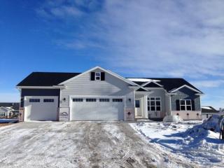 1820 Statue Dr, Neenah, WI 54956-9692
