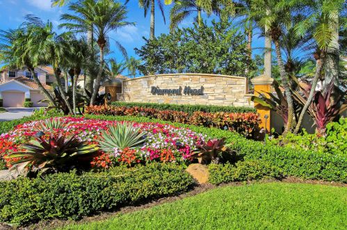1008 Diamond Head Way, West Palm Beach, FL 33418-5814