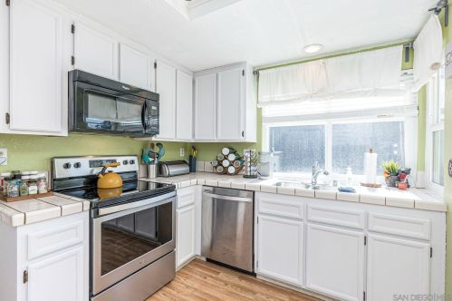 10368 New Bedford Ct, Lakeside CA  92040-2357 exterior