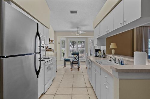 18317 Whitacre Cir, Port Richey FL  34667-5567 exterior