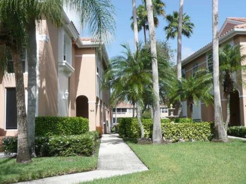 124 Legendary Cir, West Palm Beach, FL 33418-8468