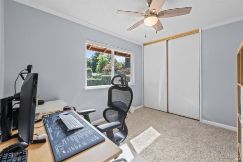 221 Alamo Dr, Vacaville CA  95688-2423 exterior