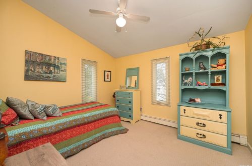 35 Rogues Path, Huntington Station NY exterior