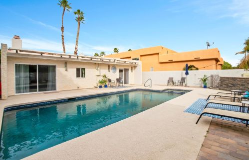 78565 Sagebrush Ave, La Quinta CA  92253-2406 exterior