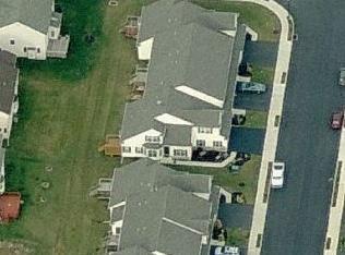 50 Cobblestone Dr, Easton PA  18045-7468 exterior