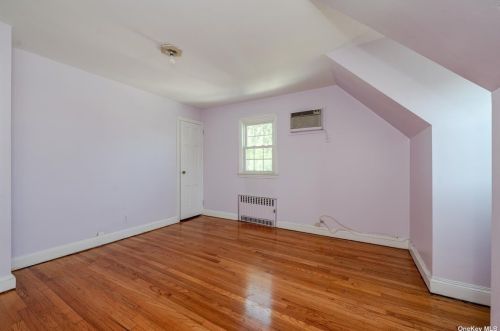 145 Ctr Ave, East Rockaway NY  11518-1002 exterior