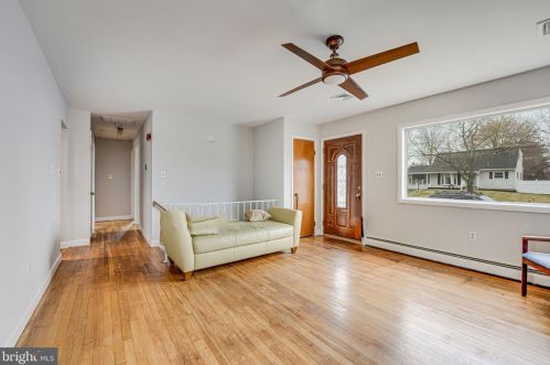 14127 Grayson Rd, Woodbridge, VA 22191-2501