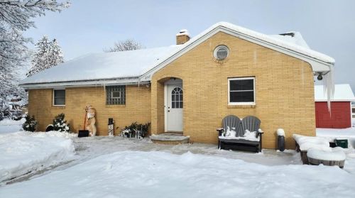 257 Mckinley Ave, Brackett WI  54742-9637 exterior