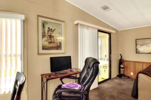 4826 Colonnades Cir, Lakeland FL  33811-1526 exterior