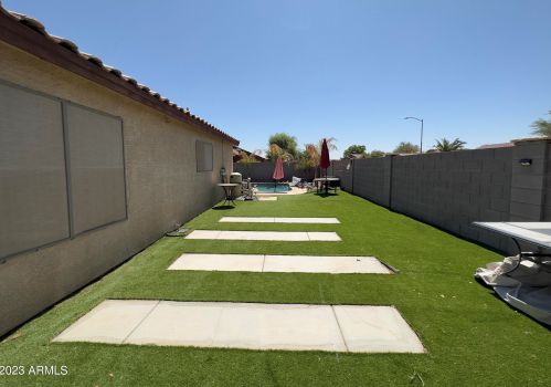 15677 Caribbean Ln, Sun City AZ  85379-6237 exterior