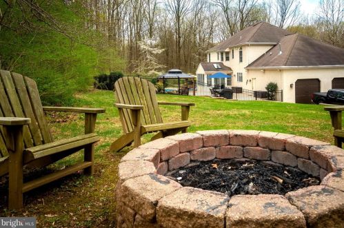 1350 Skelp Level Rd, Downingtown PA  19335-4042 exterior