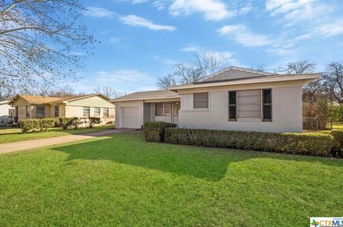 615 3rd St, Copperas Cove, TX 76522-2806