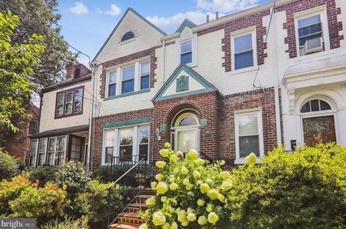 1372 Sheridan St, Washington, DC 20011-1131