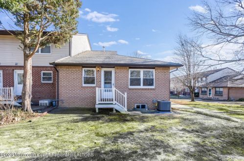 1030 Tammy Ct, Bricktown NJ 08724-7180 exterior