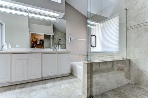 18912 Place Marquette, Lutz FL  33558-5312 exterior