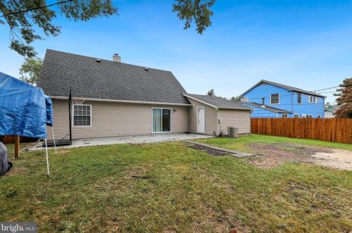 25 Spindletop Ln, Willingboro NJ  08046-1416 exterior