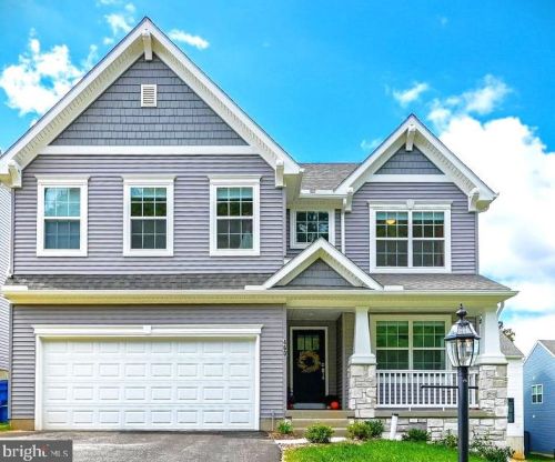 460 Rosewater Dr, Red Lion, PA 17356-7100