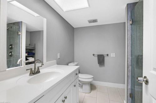 4688 Pembrooke Ln, Bonita Springs FL  exterior