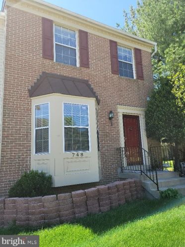 748 Faraway Ct, Bowie, MD 20721-1823