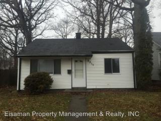 2213 Drexel Ave, Fort Wayne IN  46806-1382 exterior