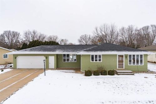 1809 Sherry Ln, Kaukauna, WI 54130-1265