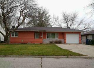 1140 Loretta Ave, Waterloo, IA 50702-4016