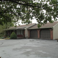 1061 Strawbridge Rd, Lithia Springs, PA 17857-9721