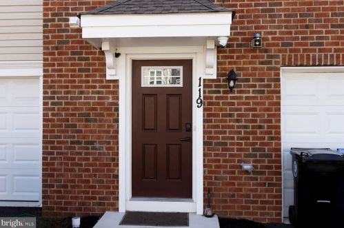 119 Nathan Dr, Riverton NJ  08077 exterior