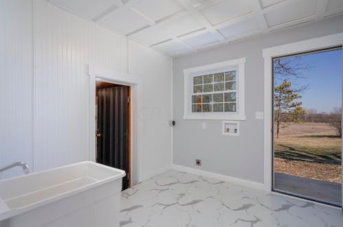 3255 White Rd, Washington Court House OH  43160-9223 exterior