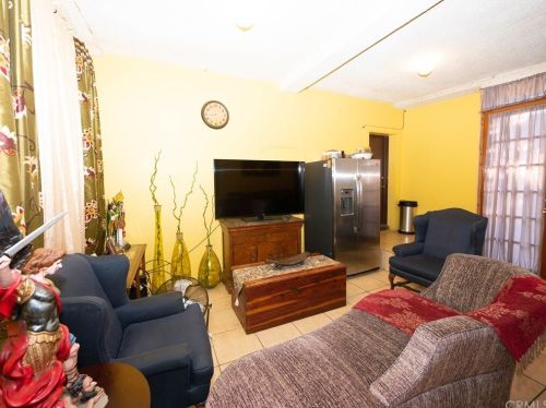 2309 Wilmington Ave, Compton CA 90220-5449 exterior