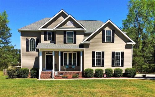 109 Heritage Pl, Clinton, NC 28328-2200