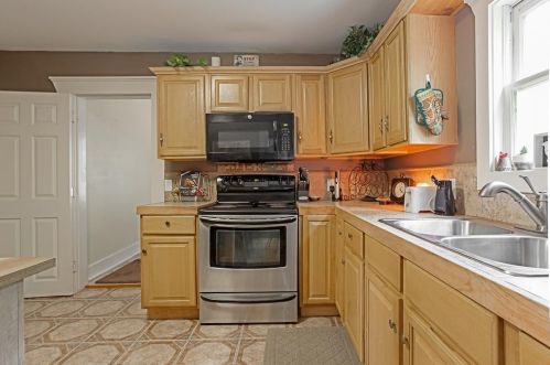 2100 Harrison Ave, Fort Worth TX  76110-1160 exterior