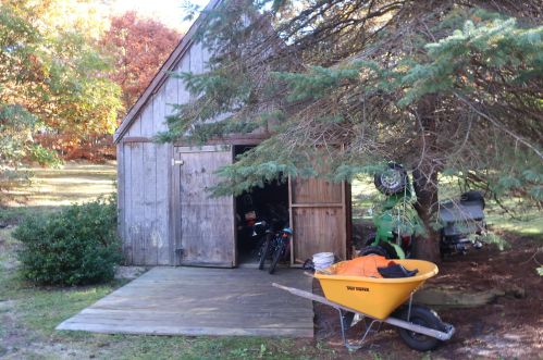 73 Sandwich Rd, Mashpee MA 02649-2222 exterior