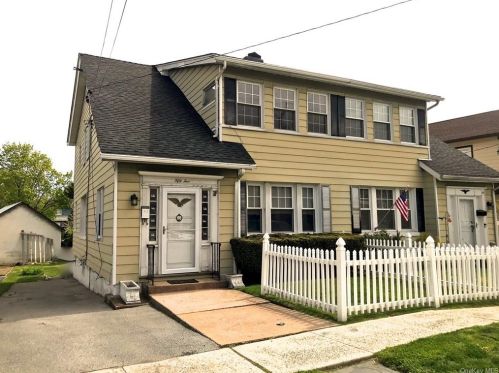 55 Pratt St, New Rochelle, NY 10801-4338