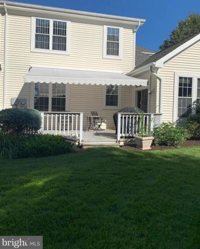 17653 Glass Ridge Pl, Gainesville VA  20155-3045 exterior