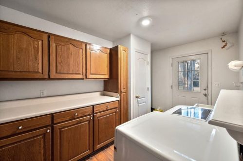 4951 Joe Wilson Rd, Midlothian TX  76065-4518 exterior