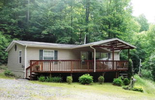 986 Roaring Fork Rd, Burnsville, NC 28714-6276