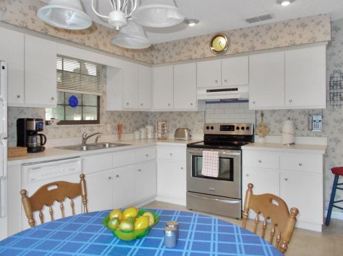 30 52nd Ct, Ocala, FL 34470-3443