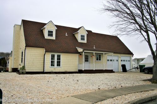 96 Spinnaker Ct, Berkeley Township NJ  08721-1414 exterior