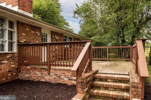 6 Florence Ln, Fredericksburg VA  22405-3605 exterior