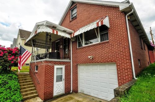 311 Elm St, Vandergrift, PA 15690-1495