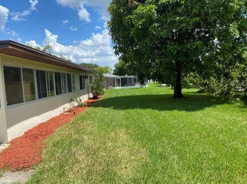214 Daleview Ave, Lehigh Acres, FL 33936-7002