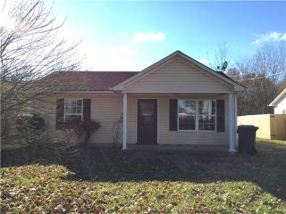 646 Stateline Rd, Oak Grove KY  42262-9219 exterior