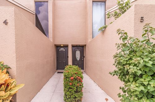 1149 13th St, Boca Raton, FL 33486-5435