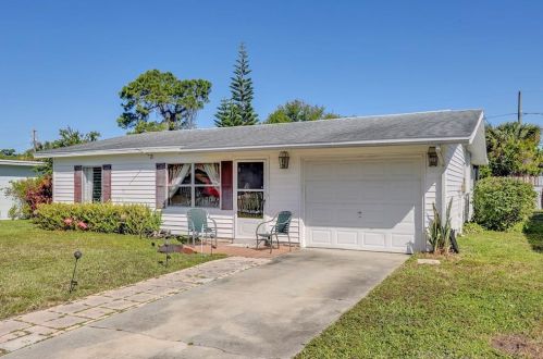 7415 41st Ave, Saint Petersburg, FL 33709-4437