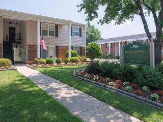 1 Woodmere Dr, Petersburg VA  23805-2136 exterior