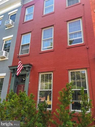 319 C St, Washington, DC 20003-2002